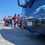 Migrantes haitianos esperan para tomar un bus, imagen de archivo. EFE/ Alex Segura