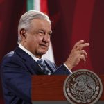 El presidente de México, Andrés Manuel López Obrador, habla durante su conferencia de prensa diaria, hoy, en el Palacio Nacional de la Ciudad de México (México). EFE/ José Méndez