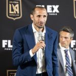 El central italiano Giorgio Chiellini en su presentación como nuevo jugador del Los Ángeles FC de la MLS. EFE/EPA/ETIENNE LAURENT