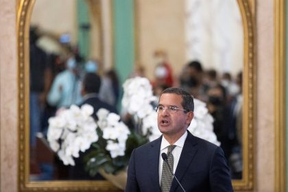 Fotografía de archivo del gobernador de Puerto Rico, Pedro Pierluisi. EFE/ Orlando Barría