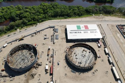 Fotografía aérea de archivo fechada el 14 de octubre de 2021, donde se observa la Refinería Dos Bocas, en el municipio de Paraíso en Tabasco (México). EFE/ Manuel López