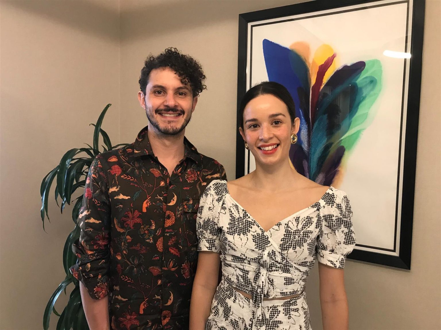 Catalina García y Santiago Prieto, los pilares de la banda colombiana Monsieur Periné, posa para Efe este viernes durante una entrevista en Miami, Florida. EFE/Ana Mengotti