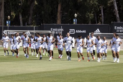 Vista de un entrenamiento de los jugadores del Real Madrid en el estadio Wallis Annenberg de UCLA, en Los Ángeles, California (EE.UU.), este 29 de julio de 2022. EFE/EPA/Etienne Laurent