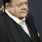 Fotografía de archivo del 18 de septiembre de 2016 que muestra al actor Paul Sorvino durante la 68ª ceremonia anual de los Premios Primetime Emmy, celebrada en el Microsoft Theatre de Los Ángeles (EE.UU.). EFE/ Paul Buck