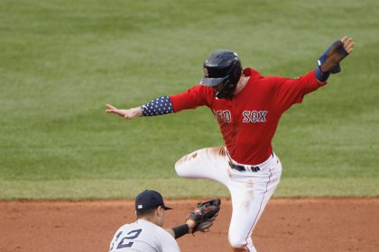 El jugador de los Boston Red Sox Trevor Story (D), en una fotografía de archivo. EFE/EPA/CJ Gunther