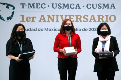 Fotografía de archivo de la ministra de Pequeños Negocios, Promoción de las Exportaciones y Comercio Internacional de Canadá, Mary Ng (i); la secretaria de Economía de México, Tatiana Clouthier (c), y la representante de Comercio de los Estados Unidos, Katherine Tai (d). EFE/ José Méndez