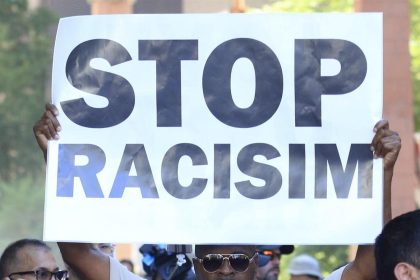 Vista de una manifestación en contra del racismo. Imagen de archivo. EFE/Roy Dabner