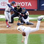 El tercera base de los Atlanta Braves Ehire Adrianza, en una fotografía de archivo. EFE/EPA/Jason Szenes