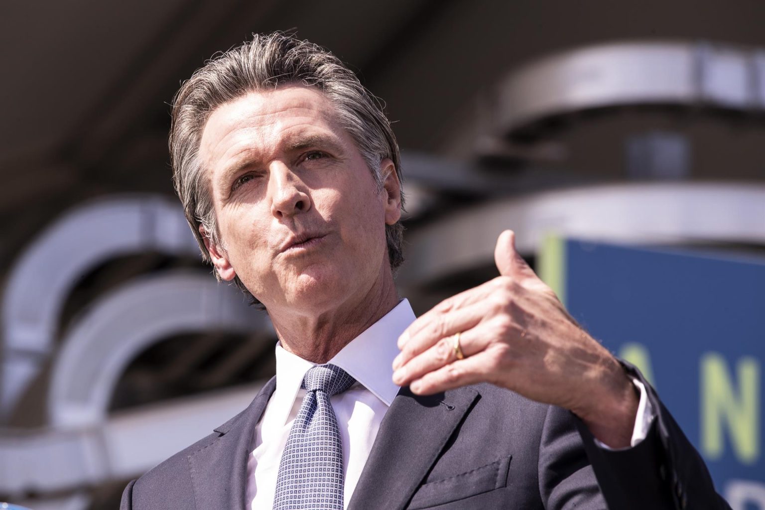 Imagen de archivo del gobernador de California, Gavin Newsom. EFE/EPA/ETIENNE LAURENT