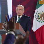 Fotografía cedida hoy por la presidencia de México del mandatario mexicano, Andrés Manuel López Obrador, durante una rueda de prensa en el Palacio Nacional, en Ciudad de México (México). EFE/Presidencia de México/SOLO USO EDITORIAL/SOLO DISPONIBLE PARA ILUSTRAR LA NOTICIA QUE ACOMPAÑA (CRÉDITO OBLIGATORIO)