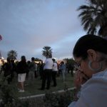 Ciudadanos y autoridades participan en una vigilia en solidaridad con los familiares y amigos de las personas asesinadas en una masacre racial en Búfalo, donde fallecieron 10 personas, desde El Paso, Texas (EE.UU.). Imagen de archivo. EFE/ Luis Torres