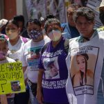 Colectivos de búsqueda de personas desaparecidas participan en la clausura simbólica de la Comisión Ejecutiva de Atención a Víctimas (CEAVI), hoy en Ciudad de México (México). EFE/Isaac Esquivel