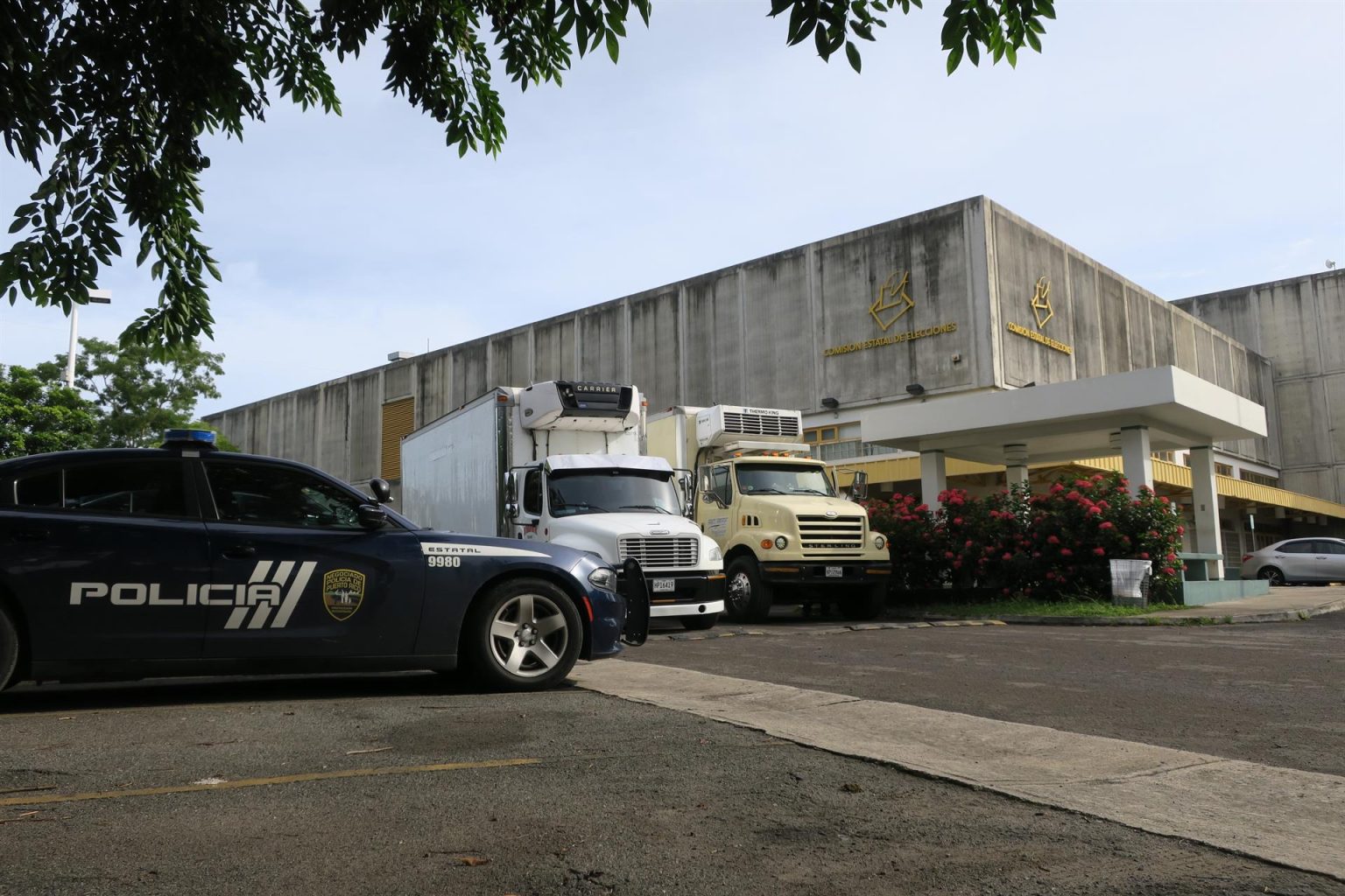 Fotografía de archivo de una patrulla de la policía de Puerto Rico en San Juan. EFE/Jorge Muñiz