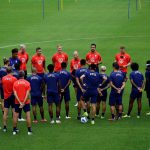 El director técnico de la selección de fútbol de los Estados Unidos, Gregg Berhalter, dirige un entrenamiento de su equipo durante las eliminatorias de Concacaf para el Mundial de Qatar 2022, en una fotografía de archivo. EFE/ Bienvenido Velasco