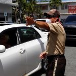 Fotografía de archivo de un policía en San Juan. EFE/Thais Llorca