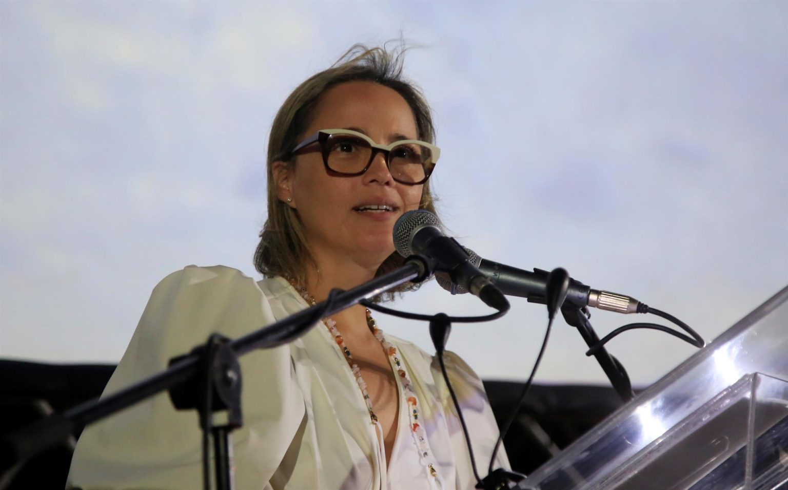 Fotografía de archivo de la cineasta colombiano-canadiense Lina Rodríguez. EFE/RICARDO MALDONADO ROZO