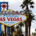 Fotografía de archivo que muestra el cartel que da la bienvenida a los visitantes de la ciudad de Las Vegas en Nevada. EFE/Adriana Arévalo