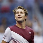 ACasper Ruud de Noruega y Karen Khachanov de Rusia en su partido de semifinales en el Abierto de EE.UU.. este 9 de de septiembre de 2022. EFE/EPA/Jason Szenes