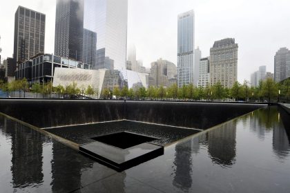 Fotografía de archivo de la vista del museo Memorial del 11S durante la apertura del Museo de la Memoria, en la Zona Cero de Nueva York, EEUU. EFE/Justin Lane POOL