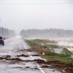 Fotografía de archivo que muestra un coche conduciendo por una carretera en Alabama, EEUU. EFE/EPA/DAN ANDERSON