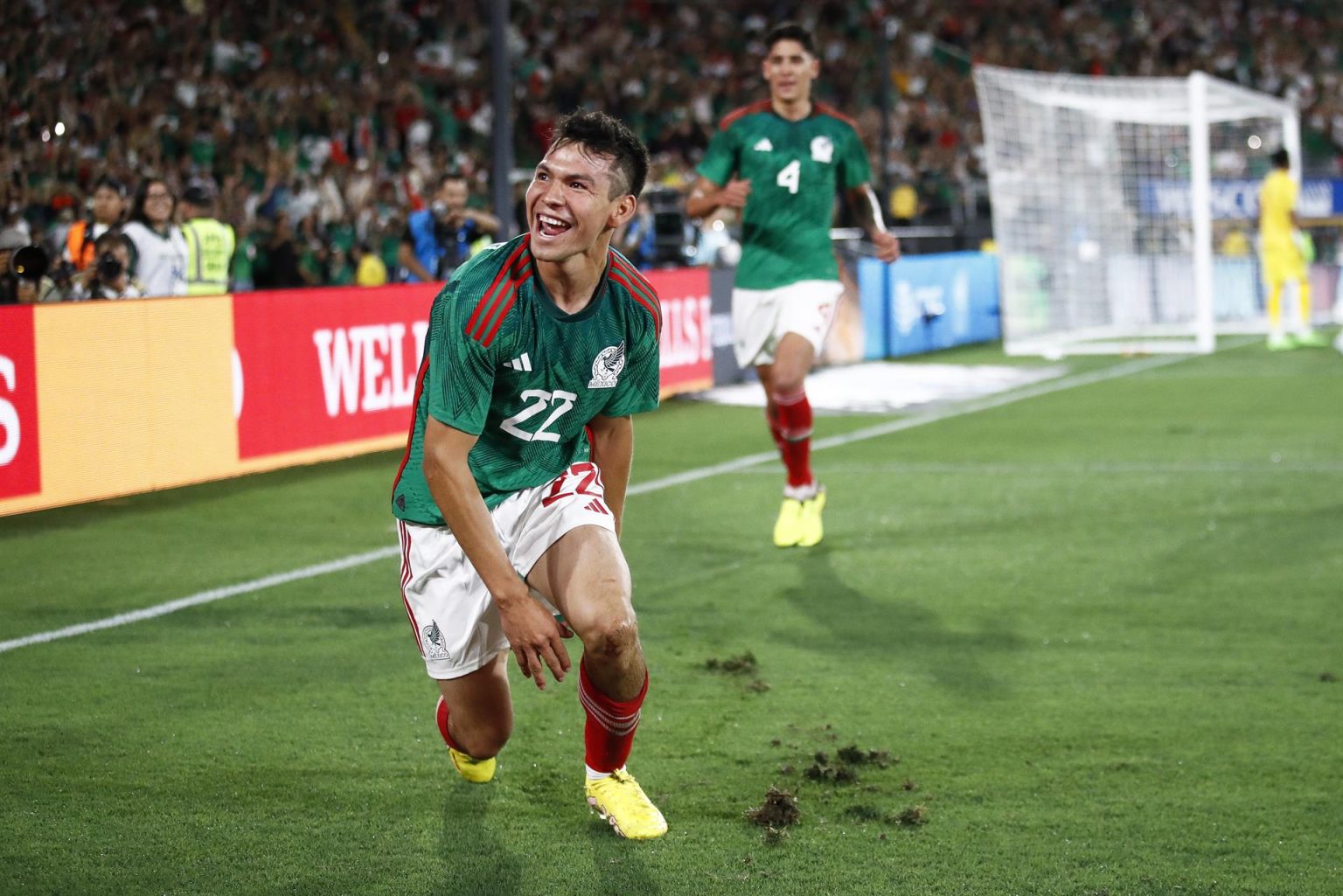 Hirving Lozano de México reacciona después de anotar en un partido de fútbol amistoso ante Perú, disputado en Pasadena, California, el 24 septiembre de 2022. EFE/Caroline Brehman