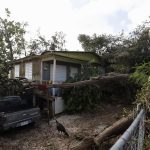 Fotografía de este miércoles donde se muestra una casa destrozada por el paso del huracán Fiona por el barrio Punta Diamante en Ponce, Puerto Rico. EFE/Thais Llorca