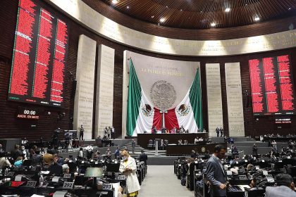 Fotografía cedida por la Cámara de Diputados durante una sesión en la Ciudad de México (México). EFE/ Cámara de Diputados/SOLO USO EDITORIAL SOLO DISPONIBLE PARA ILUSTRAR LA NOTICIA QUE ACOMAPAÑA(CRÉDITO OBLIGATORIO)