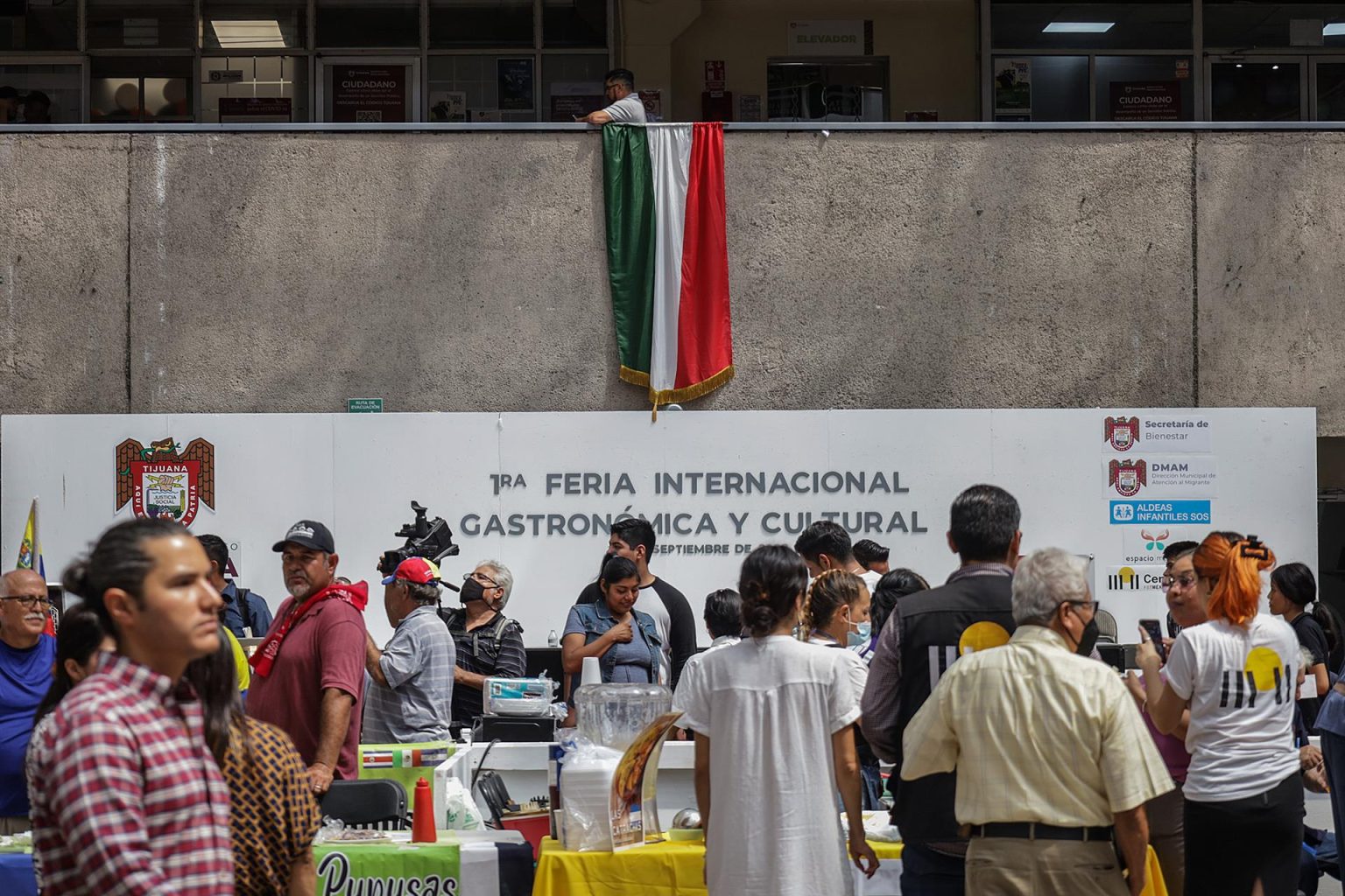 Vista general de la Feria Internacional Gastronómica y Cultural, el 6 de septiembre de 2022 en Tijuana, Baja California (México). EFE/Joebeth Terriquez