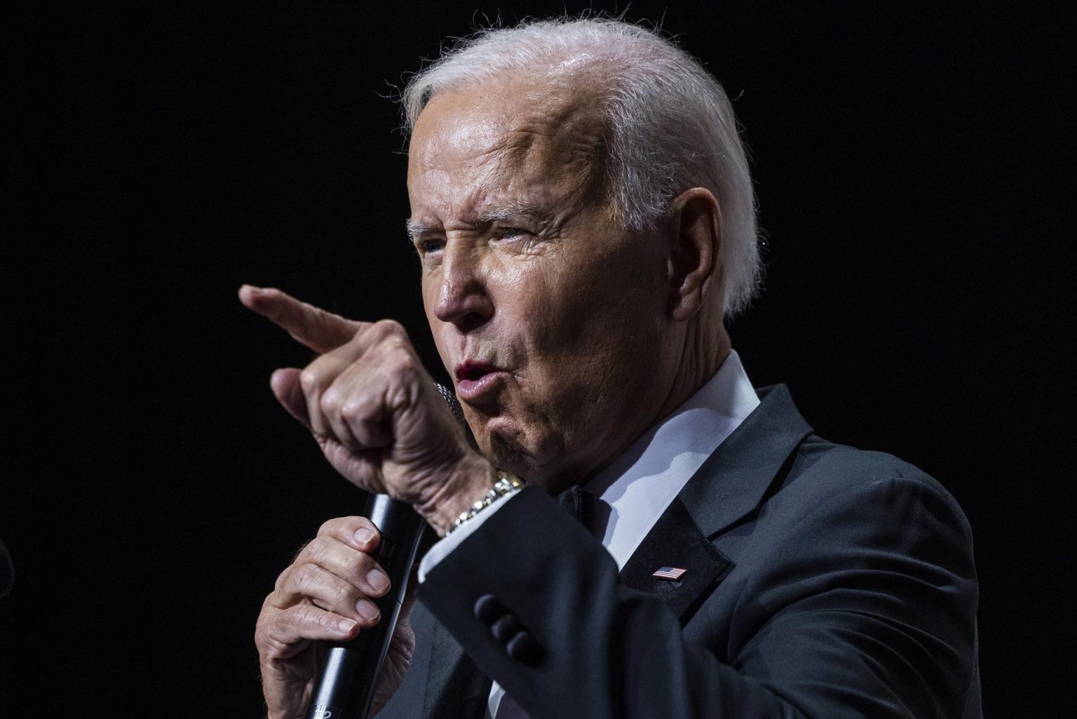 El presidente de los Estados Unidos, Joe Biden, habla en la 45ª Gala del Instituto del Caucus Hispano del Congreso, este 15 de septiembre de 2022. EFE/EPA/Jim Lo Scalzo / POOL