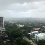 Vista del cielo nublado en la ciudad de Miami, Florida (EE.UU.). Imagen de archivo. EFE/ Ana Mengotti