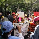 Vendedores ambulantes de la Gran Manzana participan en una marcha para reclamar licencias de venta ambulante, hoy, en Nueva York (Estados Unidos). EFE/ Ruth E. Hernández
