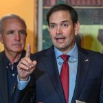 El senador republicano Marco Rubio (d) habla durante una conferencia de prensa celebrada junto a líderes de la oposición al gobierno de Daniel Ortega exiliados en EE.UU. hoy, en Miami, Florida (EE.UU.). EFE/Giorgio Viera