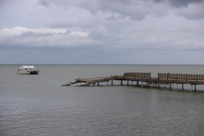 Vista del Muelle Turístico de Miches, que resultó destruido tras el paso del huracán Fiona en Miches (República Dominicana). EFE/ Orlando Barría