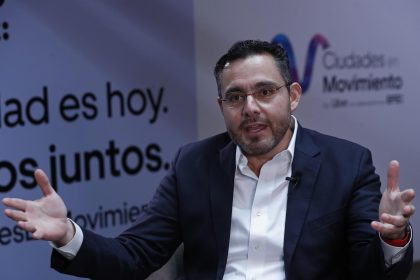 El director General de Uber Eats en México, Daniel Colunga, habla durante una entrevista con Efe el 27 de septiembre de 2022, en Ciudad de México (México). EFE/Mario Guzmán