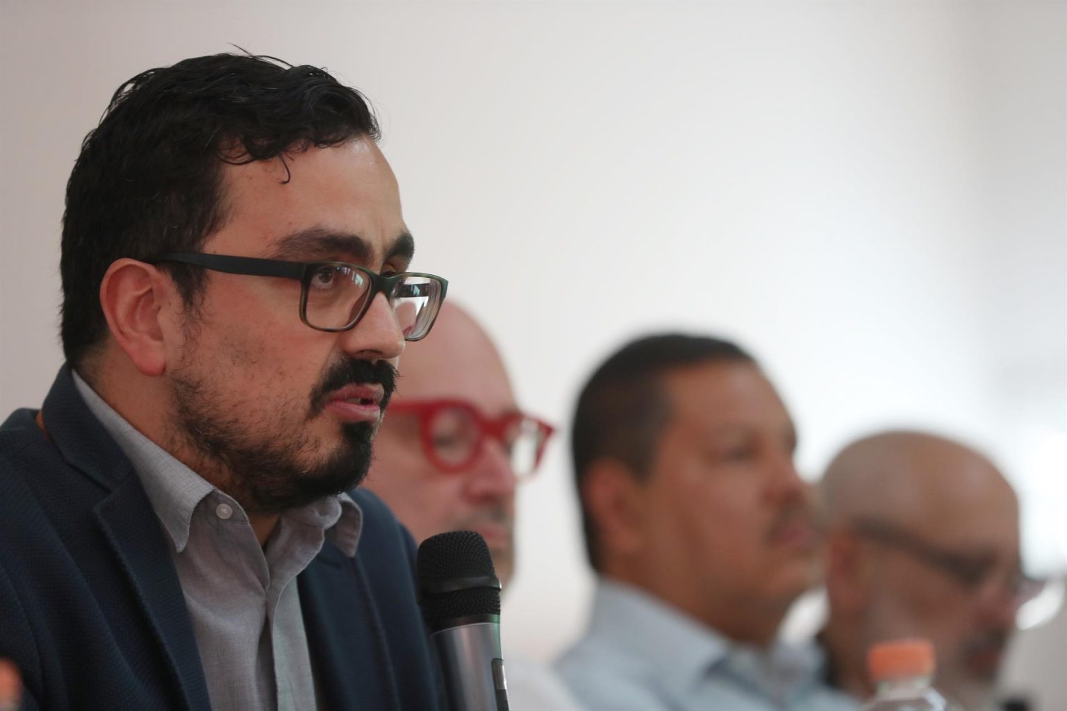 El director para México y Centroamérica de la ONG Artículo 19, Leopoldo Maldonado participa en una rueda de prensa, el 3 de octubre 2022, en Ciudad de México(México). EFE/ Sáshenka Gutiérrez