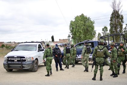 Fotografía de archivo donde se observa a varios miembros del Ejército Mexicano durante un operativo. EFE/ Madla Hartz