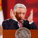 El Presidente de México, Andrés Manuel López Obrador, participa durante su rueda de prensa hoy, en el Palacio Nacional en Ciudad de México (México). EFE/Isaac Esquivel