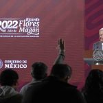 Fotografía cedida hoy por la presidencia de México del mandatario mexicano, Andrés Manuel López Obrador, durante una rueda de prensa matutina en el Palacio Nacional de Ciudad de México (México). EFE/Presidencia de México/SOLO USO EDITORIAL/SOLO DISPONIBLE PARA ILUSTRAR LA NOTICIA QUE ACOMPAÑA (CRÉDITO OBLIGATORIO)