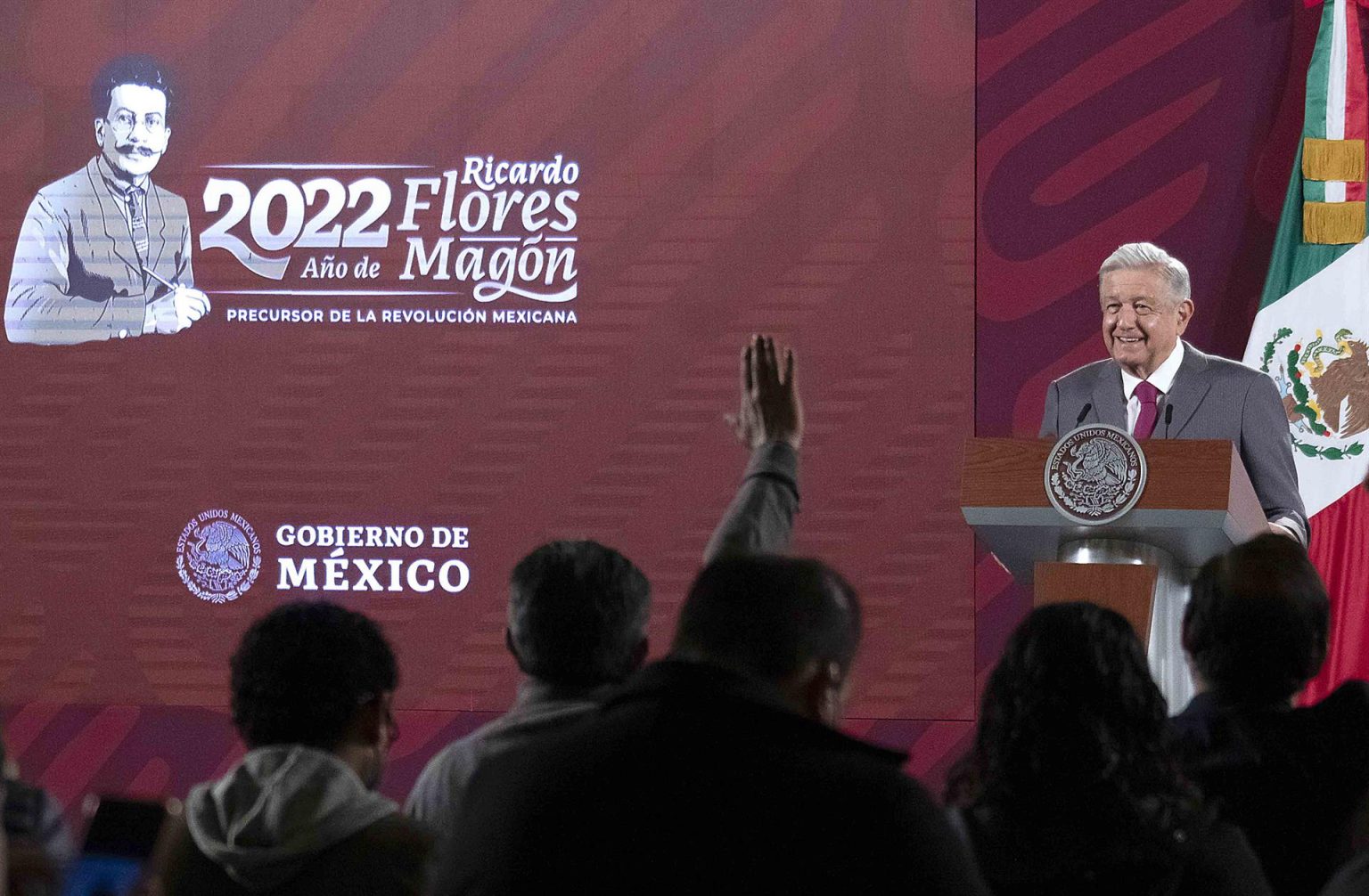 Fotografía cedida hoy por la presidencia de México del mandatario mexicano, Andrés Manuel López Obrador, durante una rueda de prensa matutina en el Palacio Nacional de Ciudad de México (México). EFE/Presidencia de México/SOLO USO EDITORIAL/SOLO DISPONIBLE PARA ILUSTRAR LA NOTICIA QUE ACOMPAÑA (CRÉDITO OBLIGATORIO)