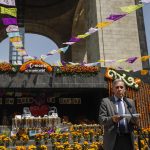 El representante en México de la Oficina del Alto Comisionado de Naciones Unidas para los Derechos Humanos, Guillermo Fernández, habla hoy durante su participación de un acto protocolario en la Ciudad de México (México). EFE/Isaac Esquivel