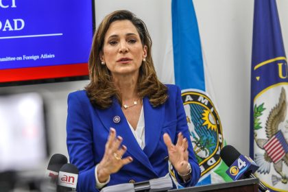 La congresista republicana de Florida, María Elvira Salazar. Fotografía de archivo. EFE/Giorgio Viera