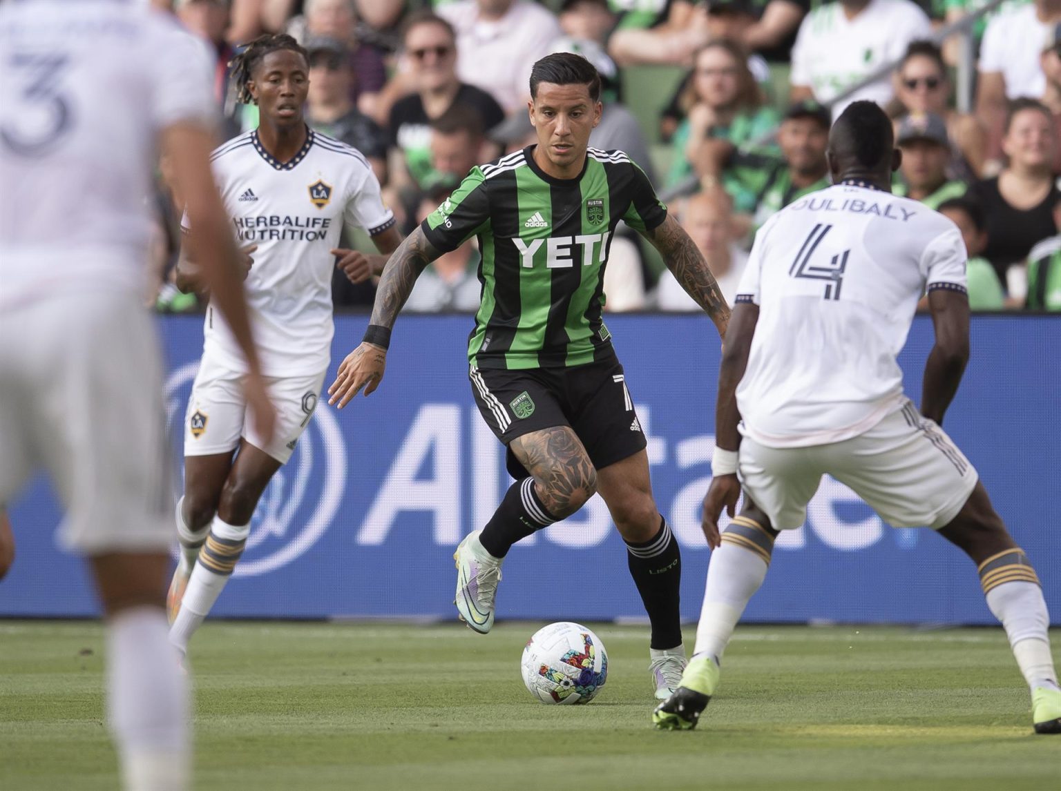 El delantero del Austin FC Sebastian Driussi (7), en una fotografía de archivo. EFE/Darren Abate