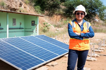 Fotografía cedida hoy por Iberdrola México que muestra a la estudiante de energías renovables Wendy Ortiz, becada del programa Impulso STEM. EFE/ Iberdrola México /SOLO USO EDITORIAL /SOLO DISPONIBLE PARA ILUSTRAR LA NOTICIA QUE ACOMPAÑA (CRÉDITO OBLIGATORIO)