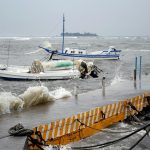 Según el Centro Nacional de Huracanes (NHC) de EE.UU., Karla está a 250 millas (400 km) al nor-noreste de Coatzacoalcos (México) y se mueve hacia el sureste a dos millas por hora (4 km/h). Imagen de archivo. EFE/Miguel Victoria