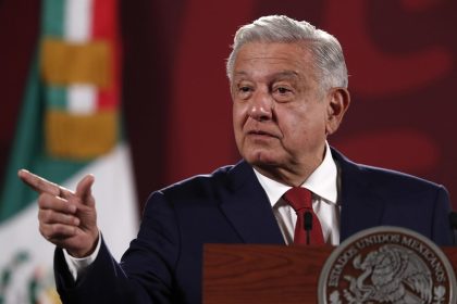 El Presidente de México, Andrés Manuel López Obrador, habla durante una rueda de prensa hoy, en el Palacio Nacional, en Ciudad de México (México). EFEMario Guzmán