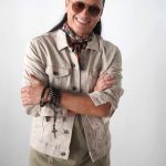 Fotografía cedida sin fechar de Amazon Music donde aparece Elvis Crespo, cantante de origen puertorriqueño nacido en Nueva York hace 51 años y quien en 1998 obtuvo una nominación al Premio Grammy como Mejor Álbum Latino Tropical por "Suavemente" que fue la primera canción tropical en entrar al listado Hot Latin Song de la revista Billboard, Miami (EEUU). EFE/Amazon Music /SOLO USO EDITORIAL /NO VENTAS /SOLO DISPONIBLE PARA ILUSTRAR LA NOTICIA QUE ACOMPAÑA /CRÉDITO OBLIGATORIO