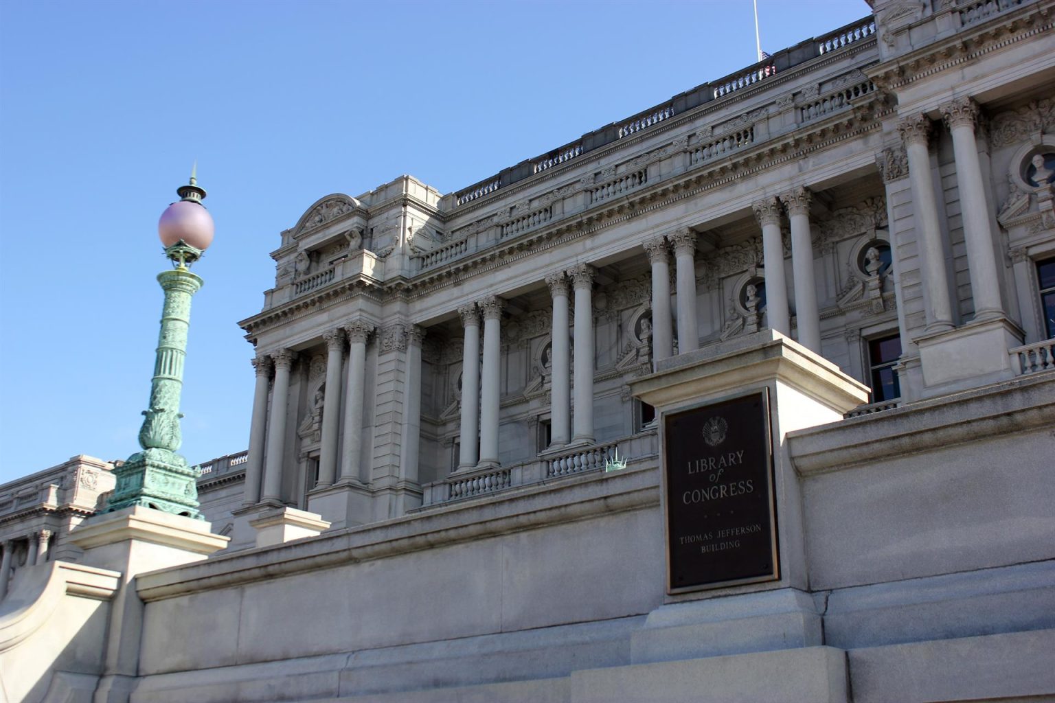 Fotografía de archivo de la fachada de la Biblioteca del Congreso de Estados Unidos en Washington. EFE/Rafael Salido