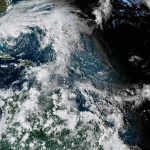 Fotografía satelital cedida este martes por la Oficina Nacional de Administración Oceánica y Atmosférica (NOAA) a través del Centro Nacional de Huracanes (NHC) donde se muestra el estado del clima en el Atlántico. EFE/NOAA-NHC /SOLO USO EDITORIAL /NO VENTAS /SOLO DISPONIBLE PARA ILUSTRAR LA NOTICIA QUE ACOMPAÑA /CRÉDITO OBLIGATORIO