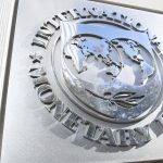 Imagen de archivo del logotipo del Fondo Monetario Internacional en Washington DC, EE.UU. EFE/Lenin Nolly