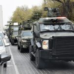 Imagen de archivo que muestra a elementos del Ejercito Mexicano patrullando las principales avenidas en la Ciudad de Monterrey, en el estado de Nuevo León (México). EFE/Juan Cedillo